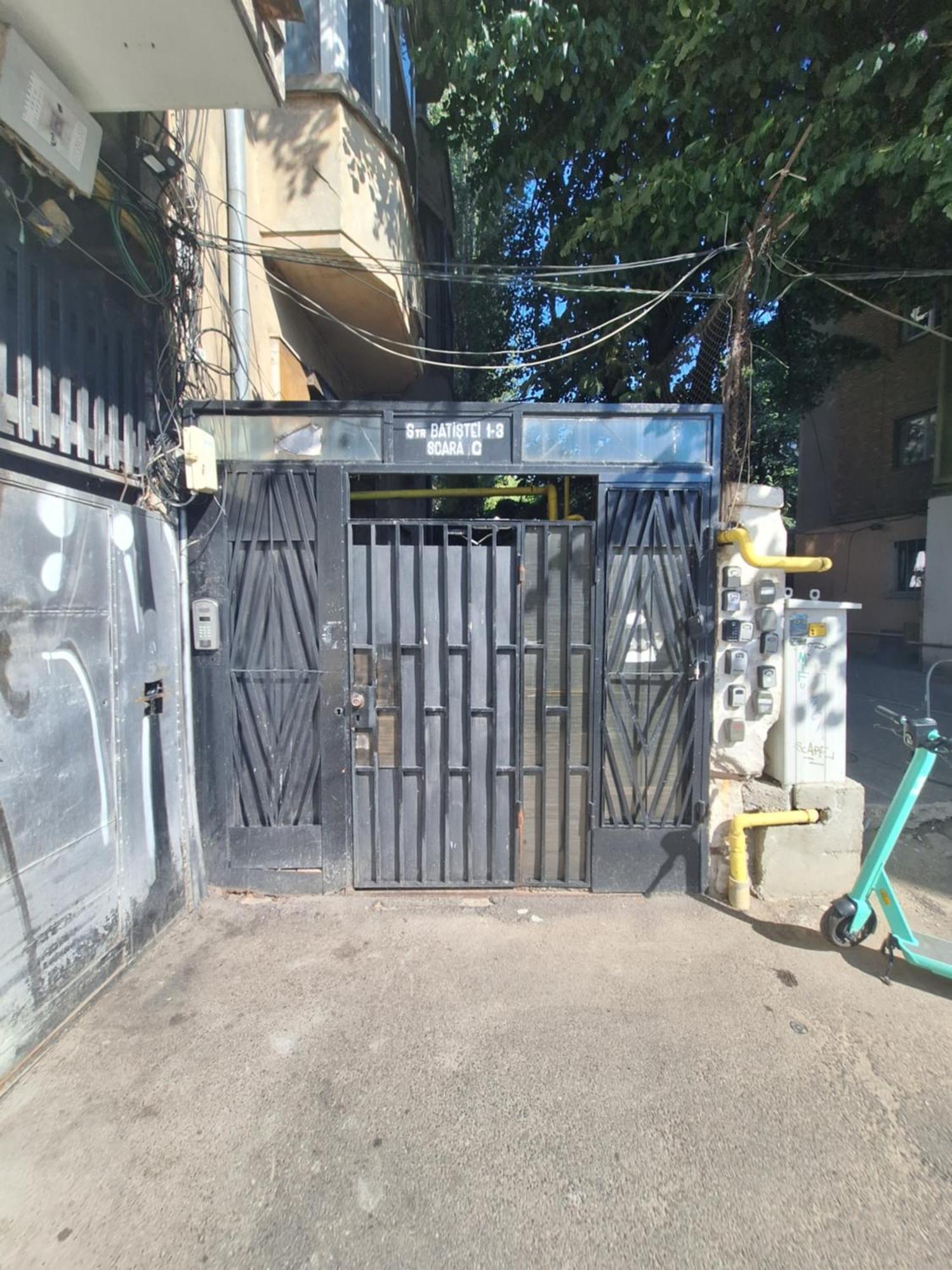 בוקרשט Black&White מראה חיצוני תמונה